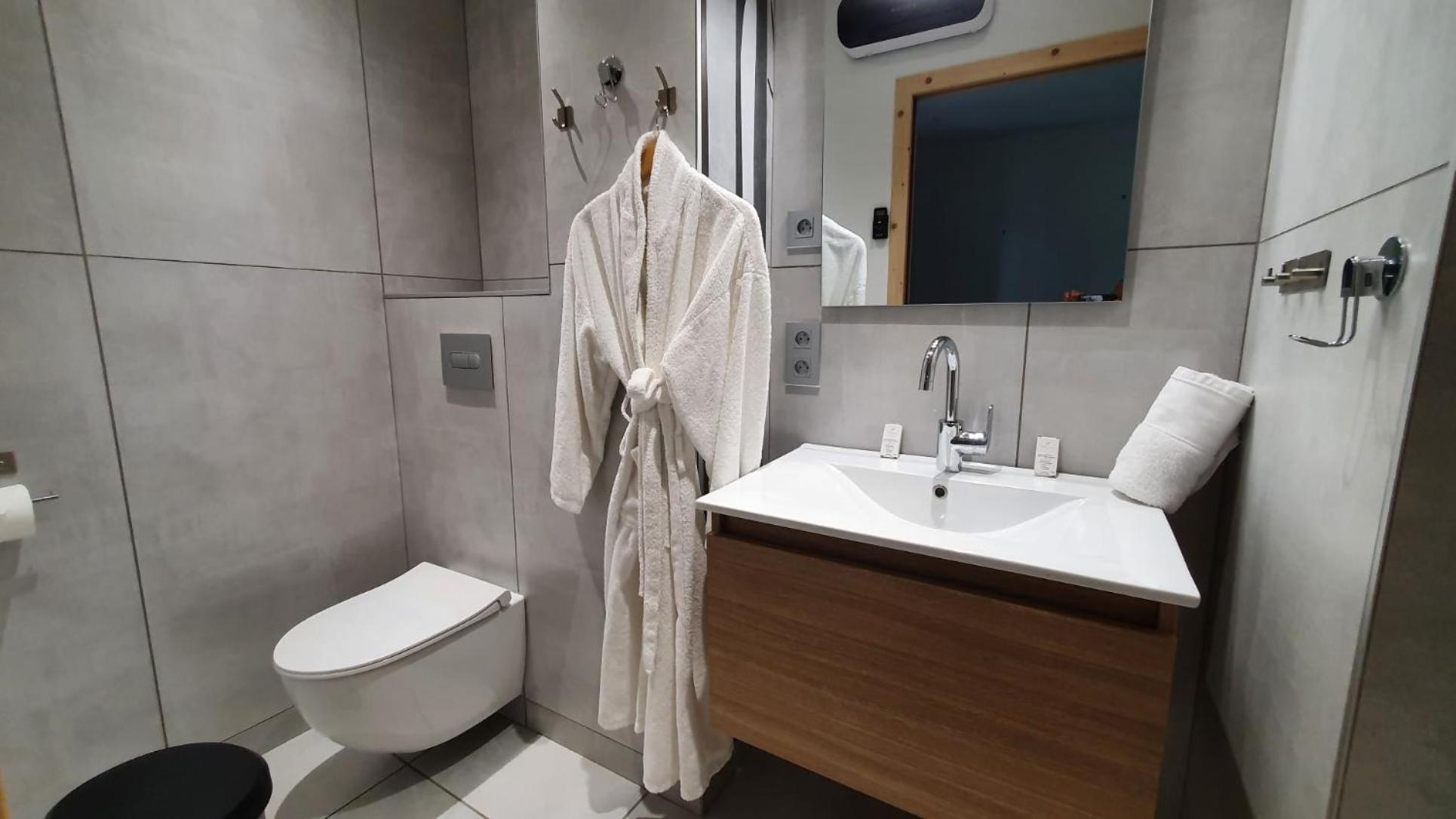 Gite & Spa Le Clos De Mon Pere Rochefort  エクステリア 写真